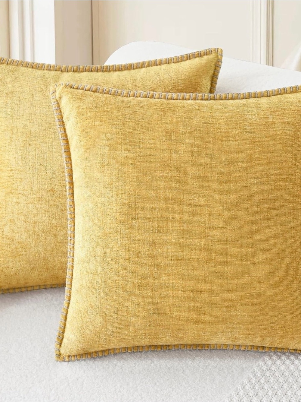 Chic Design Gold Decorative Pillow Covers